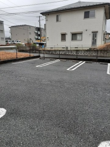 駐車場完備です