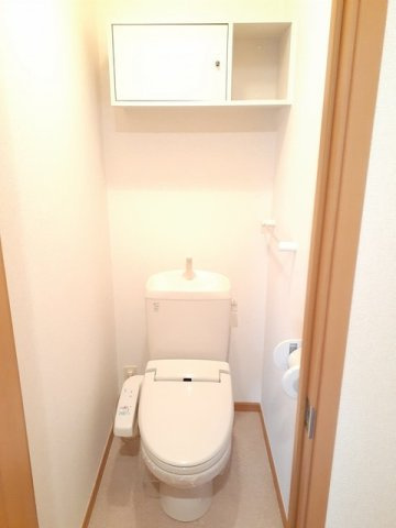 シンプルで使いやすいトイレです
