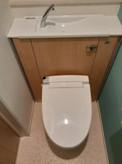 ゆったりとした空間のトイレです