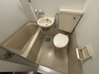 ゆったりとした空間のトイレです