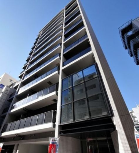 クローバー神田紺屋町の外観