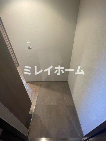 コンポジット品川金子山の玄関