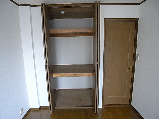 寿ハイツの収納