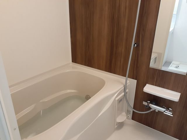 ゆったり過ごせるお風呂です