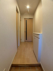 シンプルで使いやすい玄関です