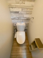 コンパクトで使いやすいトイレです