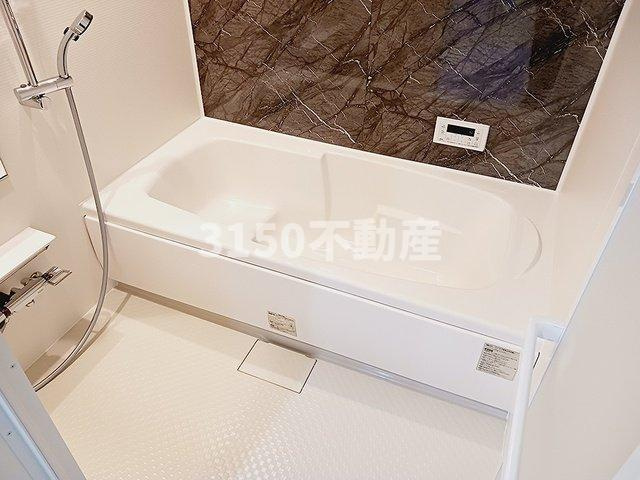 アレキサンドライトの浴室|落ち着いた空間のお風呂です