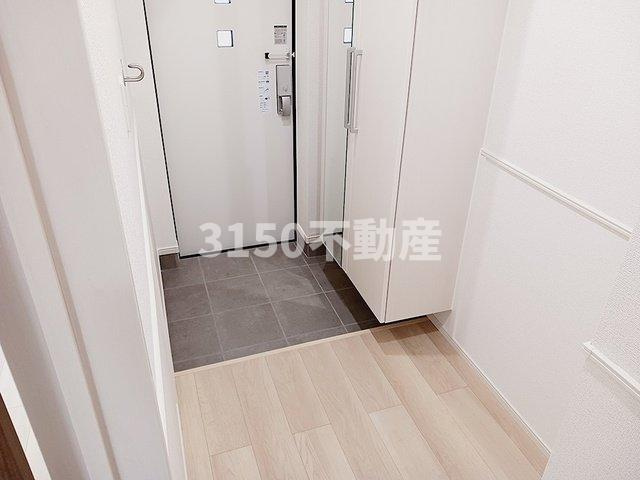 アレキサンドライトの玄関|シンプルで使いやすい玄関です