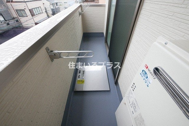 フジパレス都島御幸町Ⅴ番館のバルコニー