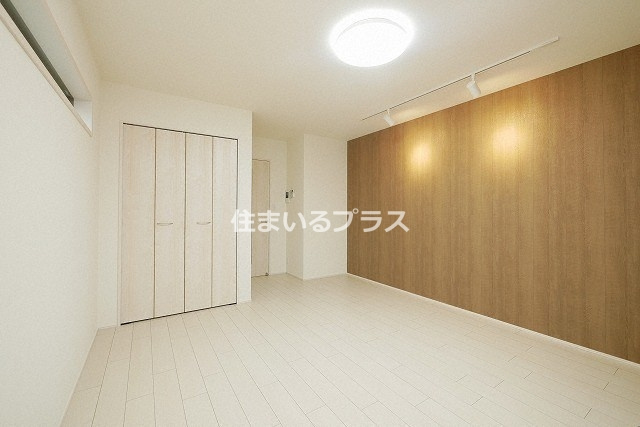 フジパレス都島御幸町Ⅴ番館の居間・リビング