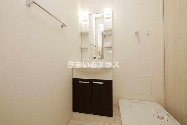 フジパレス都島御幸町Ⅴ番館の独立洗面台