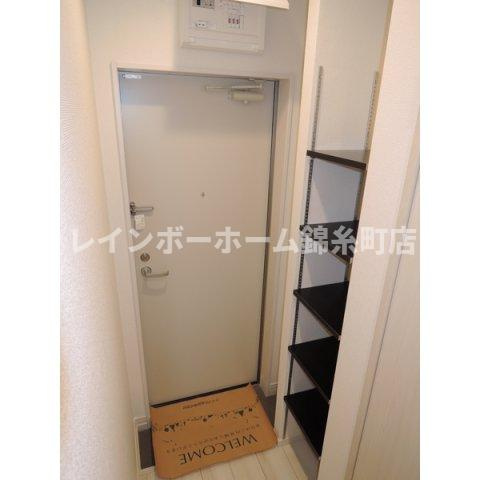 MELDIA千住東の玄関