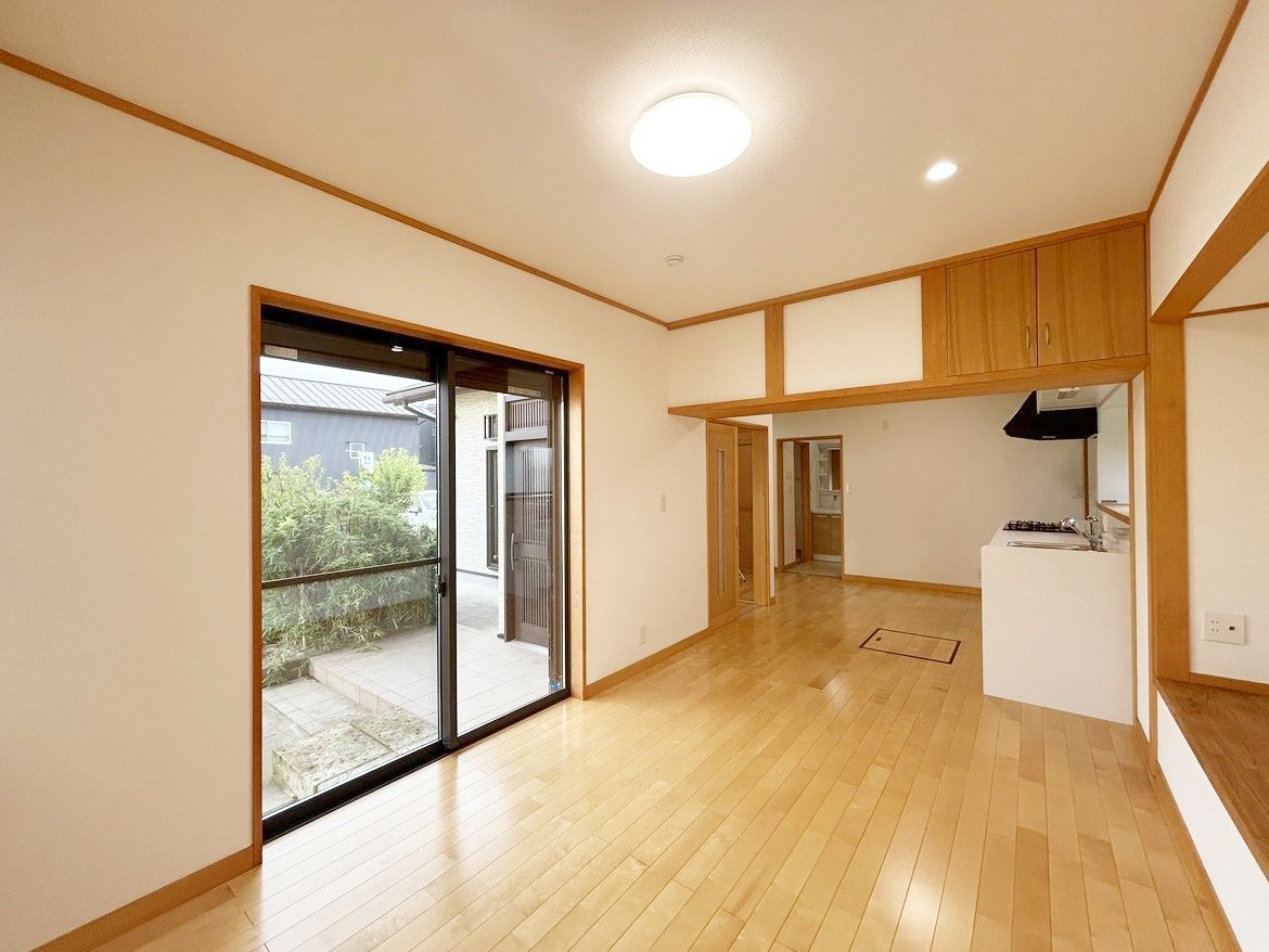 下野市仁良川　中古戸建の居間・リビング