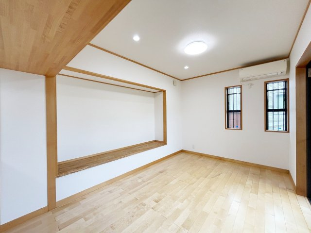 下野市仁良川　中古戸建の洋室
