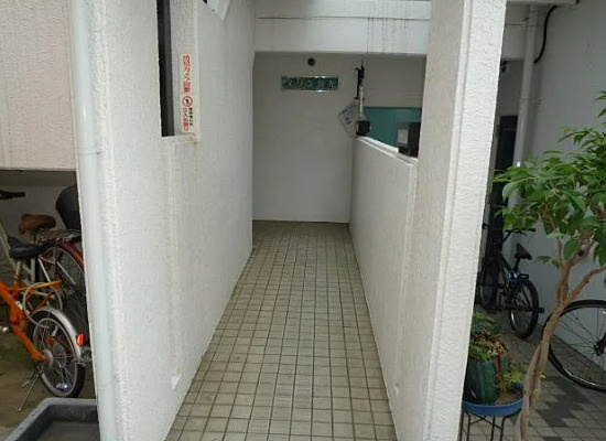 メゾン類光のロビー