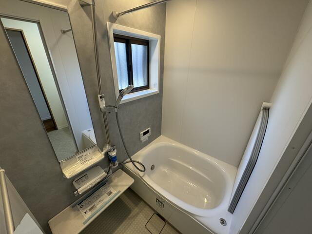 茶屋之町貸戸建の浴室