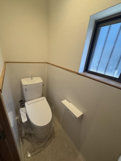茶屋之町貸戸建のトイレ