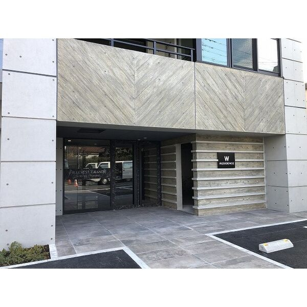 ヒルクレスト小倉高峰グランデのエントランス