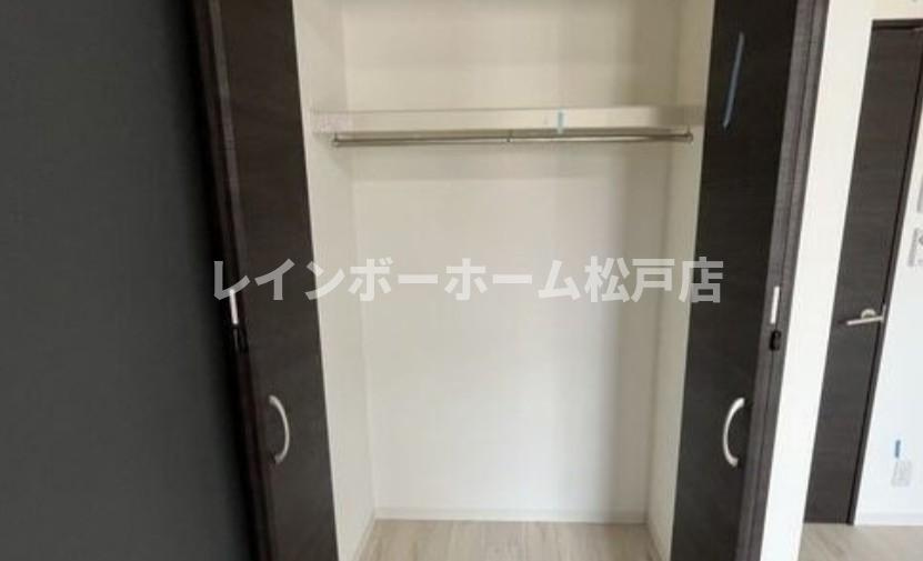 ジーメゾン松戸六実ビアン特典：仲介手数料が半額です!!の収納|小物を収納するのに便利です