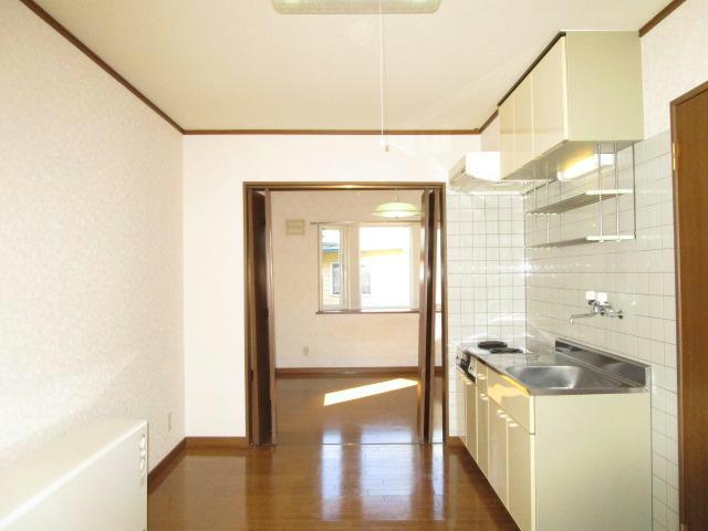 インペリアル花園の居間・リビング