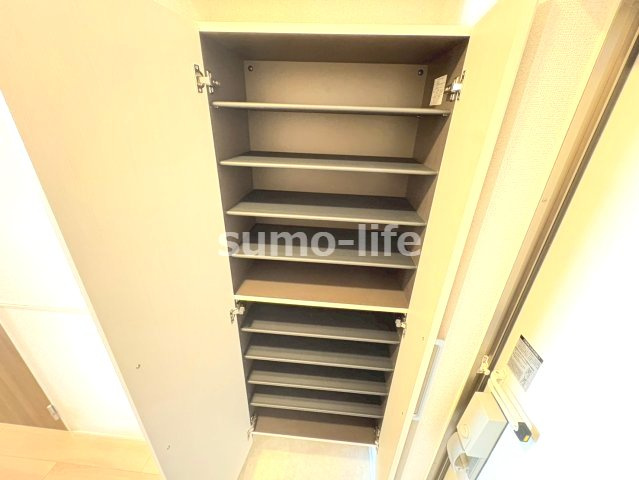 神崎町アパートの収納