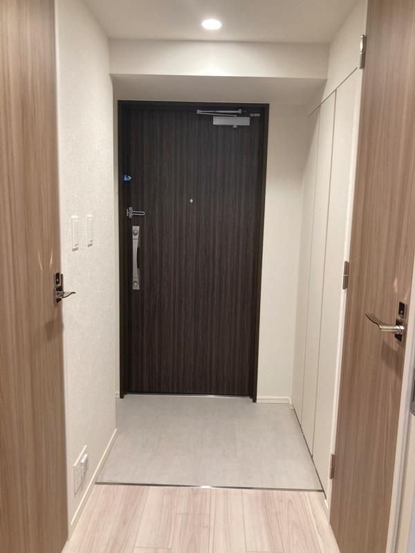 パークアクシス入谷の玄関