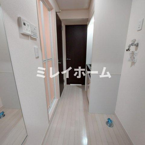マーレ大森町の玄関|同建物内、別のお部屋の参考写真になります。