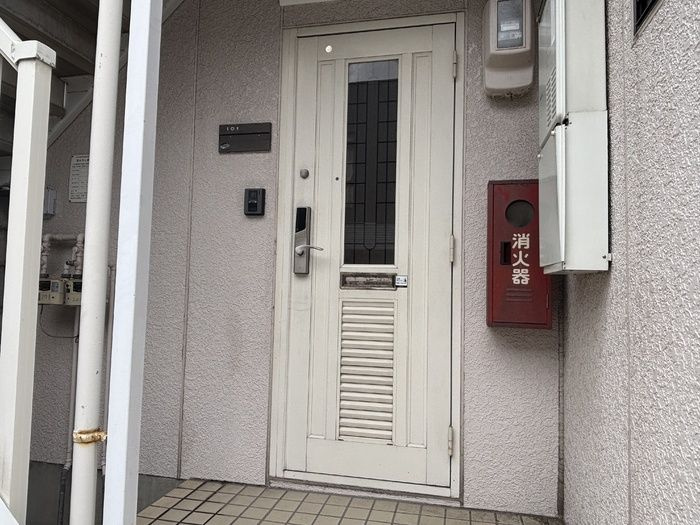 サニーハイムオーリの玄関