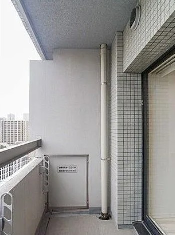 プラシア北千住のバルコニー