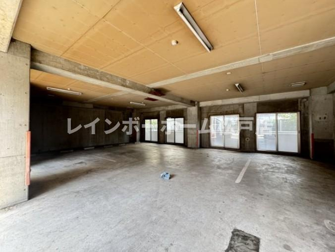 グレーシャス矢切参番館の駐車場|駐車場です