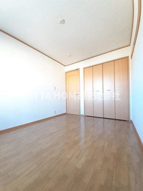 ドゥ　メゾンＡの内装|独立した洋室は寝室や子供部屋にも使えますね★