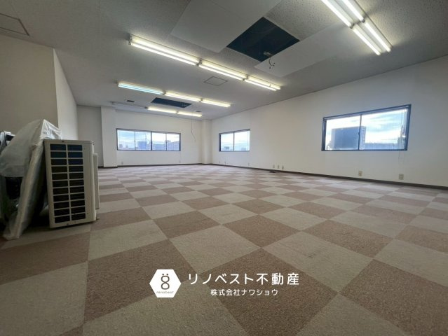 OSSビルディングの内装