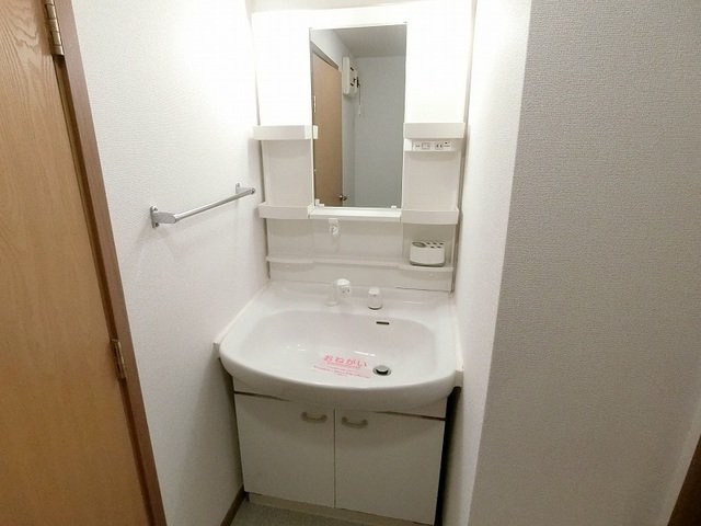 ソレアードＡの洗面所
