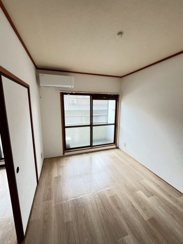 マンションフローラの居間・リビング