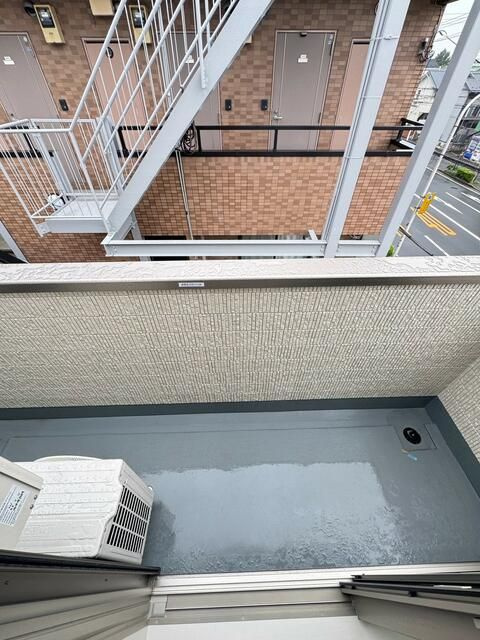 【バルコニー】