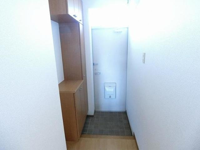 アルコバレーノ　Ａの玄関