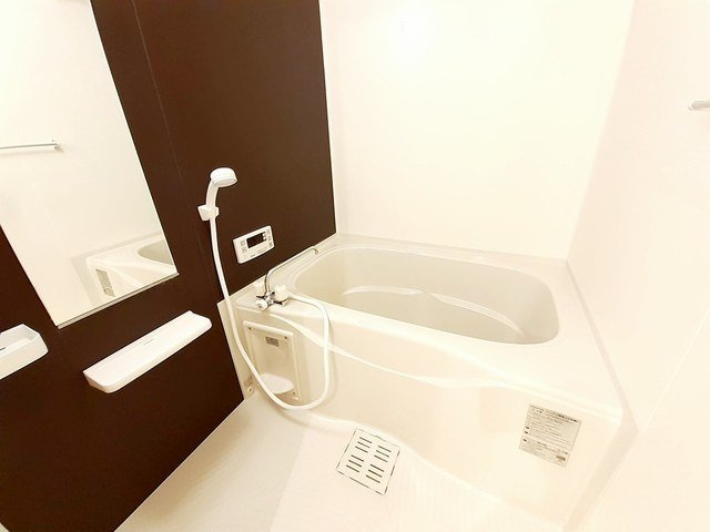ベルベディアＢの浴室