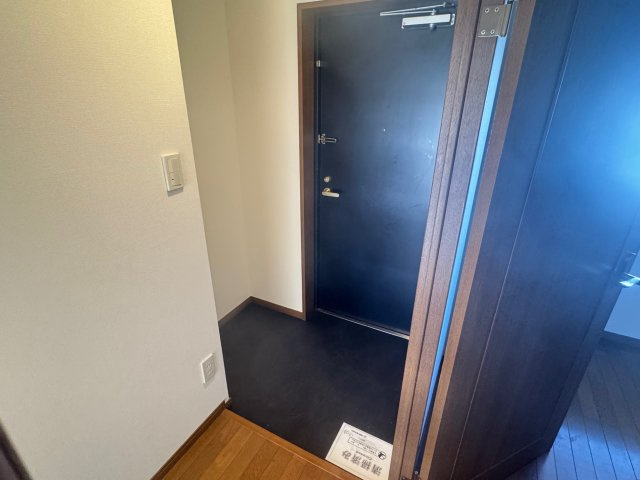 Aurora Court南摂津の玄関