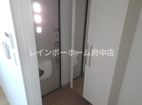 シャイニングの玄関