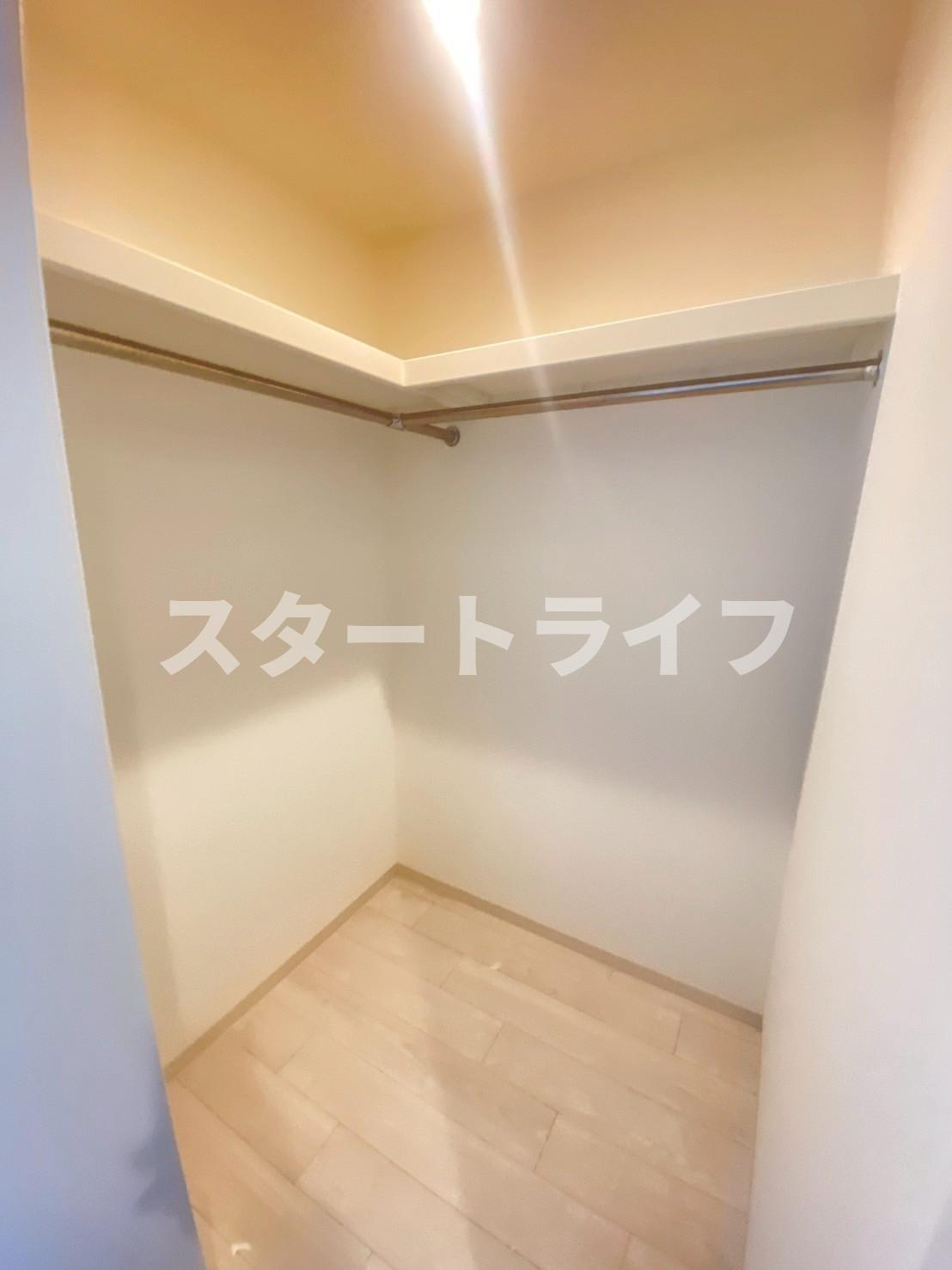 大阪市東淀川区東淡路５丁目の賃貸マンションの収納