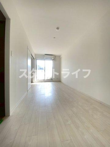大阪市東淀川区東淡路５丁目の賃貸マンションの居間・リビング