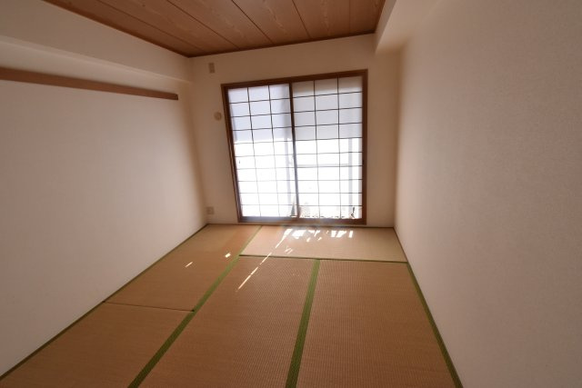 エルドラード上ヶ原2番館の和室