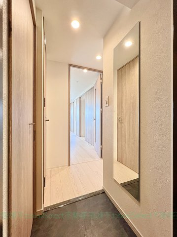 プレサンス名古屋菊井セルカの玄関