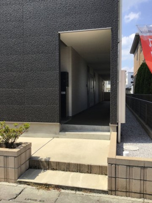 【エントランス】 | 坂戸伊豆の山ハウス