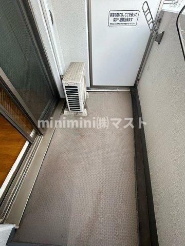 ラシーヌ日本橋のバルコニー