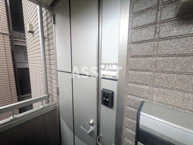 シャトレＫ の玄関