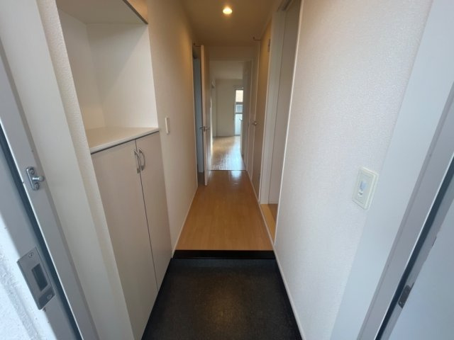 モンクールの玄関|※同タイプの部屋写真です