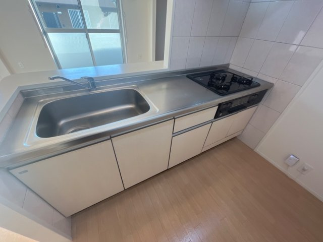 モンクールのキッチン|※同タイプの部屋写真です