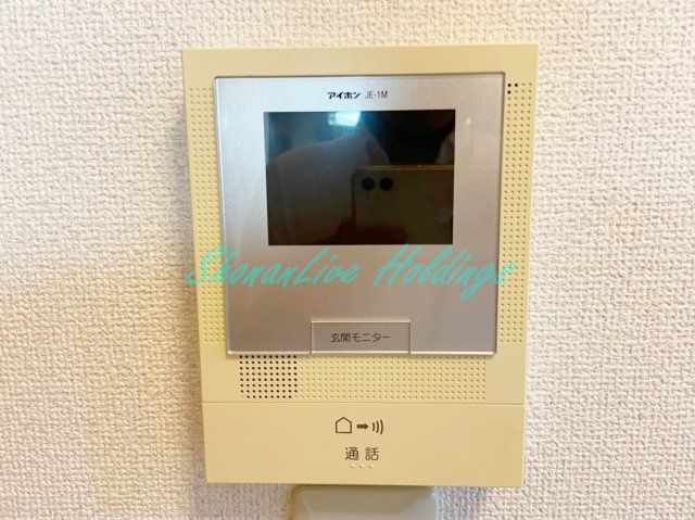 コリーヌ上町のセキュリティ|モニタ付インターホンで安心♪