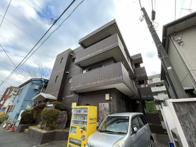 コスモポリタンの外観